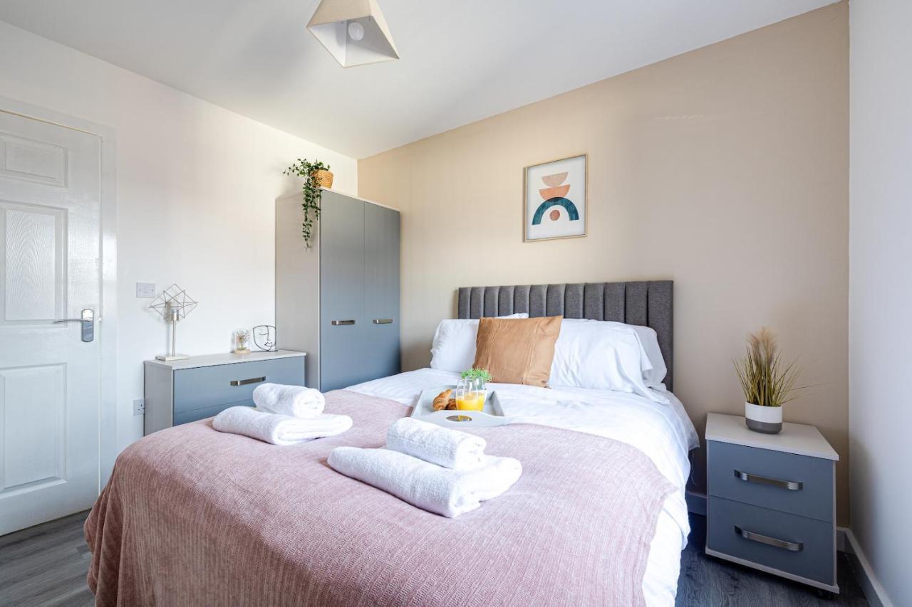 Top Floor Apartment With Private Balcony In Stockport Centre By Hass Haus ภายนอก รูปภาพ