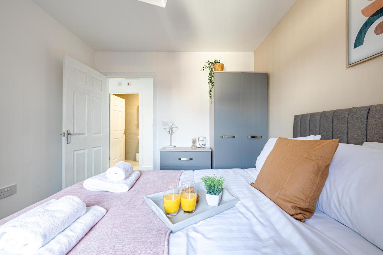 Top Floor Apartment With Private Balcony In Stockport Centre By Hass Haus ภายนอก รูปภาพ