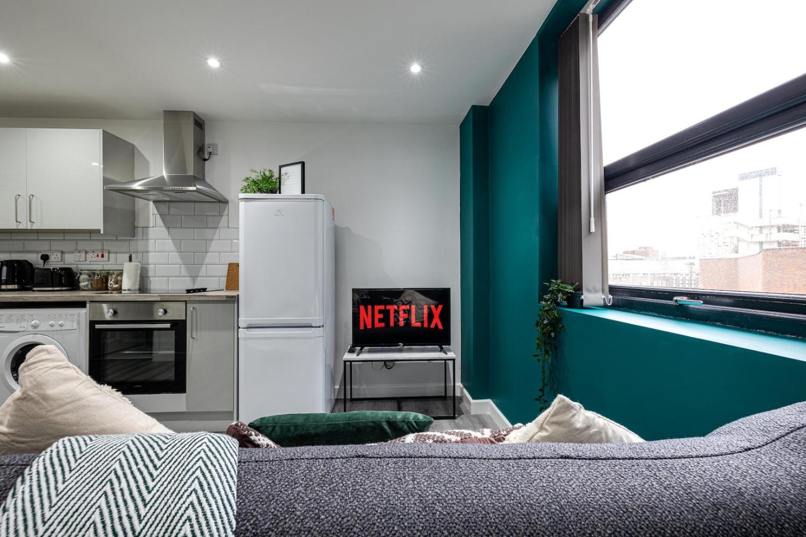 Top Floor Apartment With Private Balcony In Stockport Centre By Hass Haus ภายนอก รูปภาพ